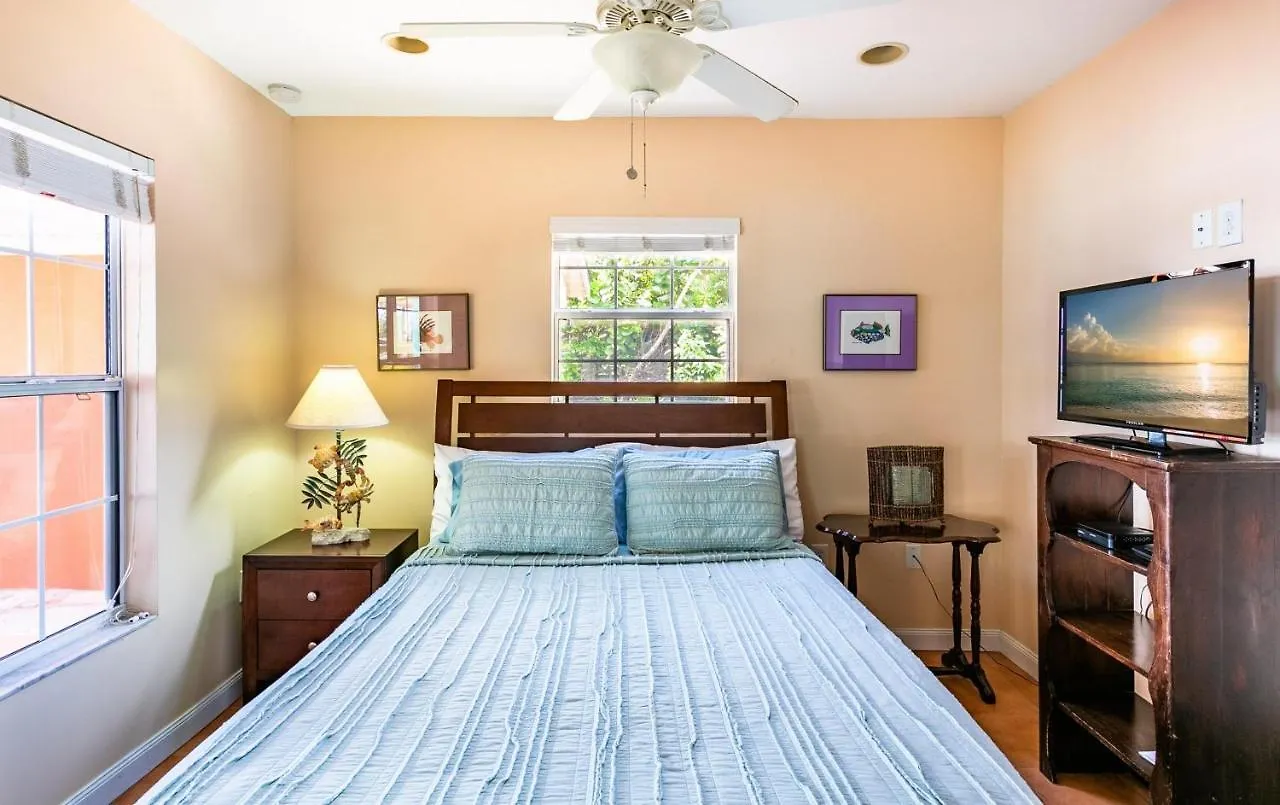 Nautilus By Cayman Villas West Bay